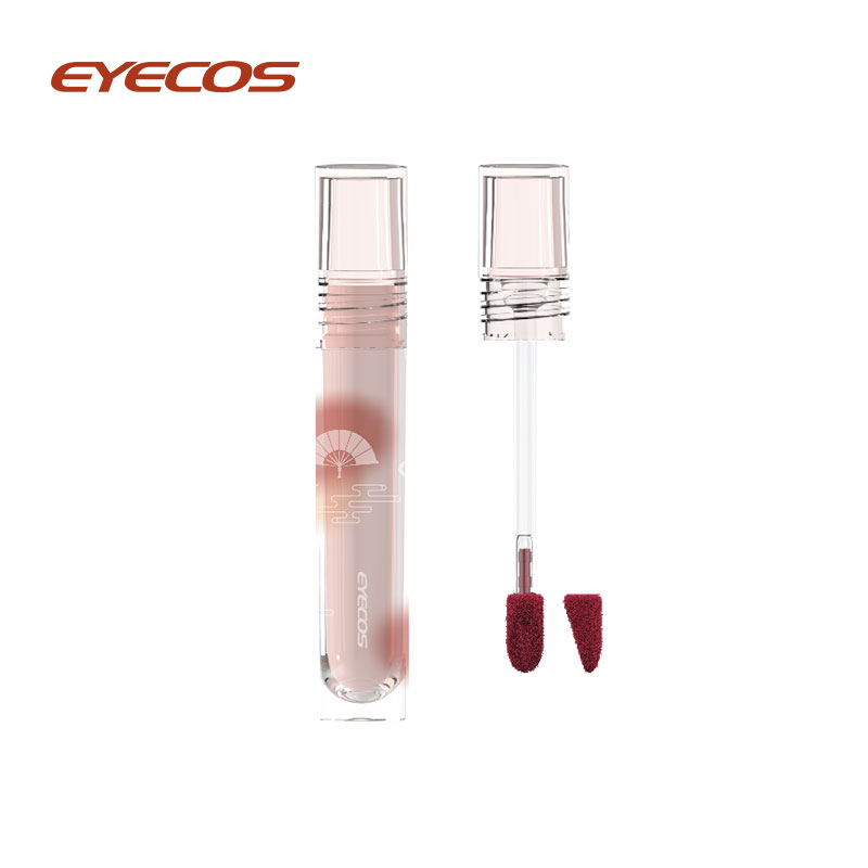 Fluwelen crème lipgloss